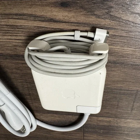 Genuine T-Tip 60W Power Adapter Charger Apple Macbook Pro 13" A1181 A1184 - Picture 2 of 4